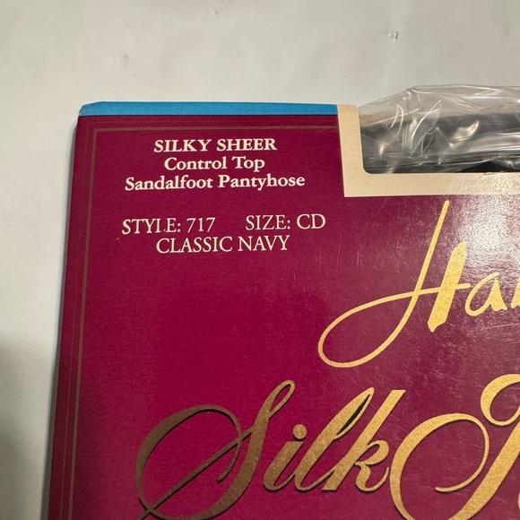 Hanes Silk Reflections Hosiery Size CD Pearl, Jet, Barely There, Navy NWT - Picture 4 of 15